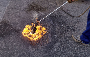 Caversfield flat roofing repairs